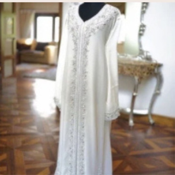 Royal Moroccan Dubai Abaya Embellished full-length white - Picture 1 of 3